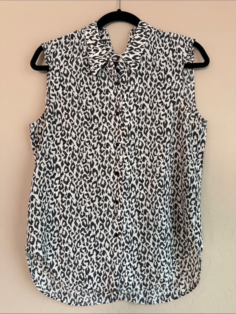 Theory Leopard Print Button-Down Top Silk Crepe Black & White Sleeveless Sz M